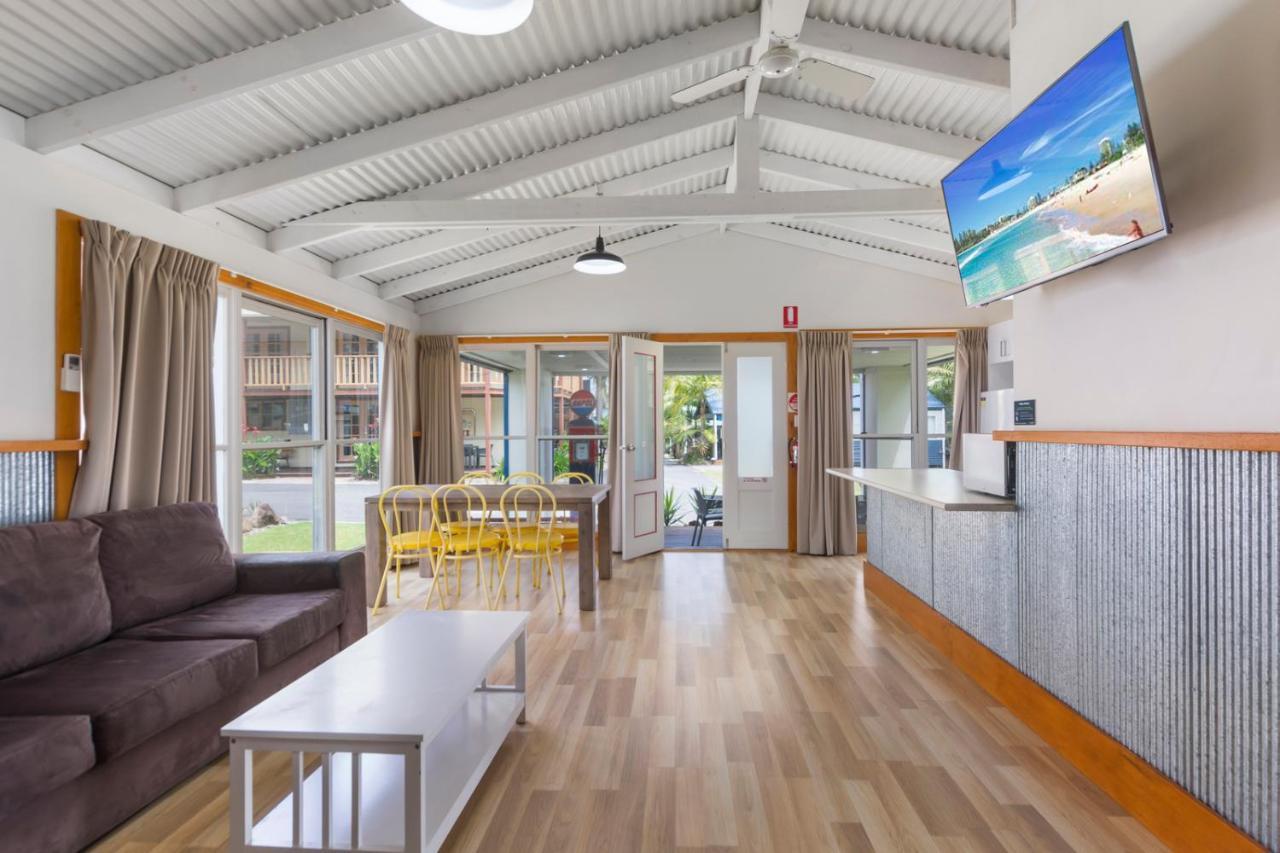 Wairo Beach Holiday Park Tabourie Lake Exterior foto