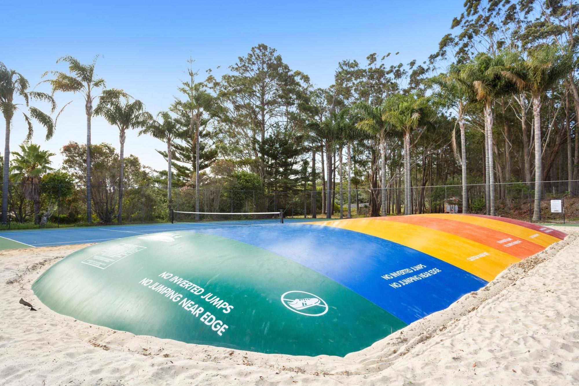 Wairo Beach Holiday Park Tabourie Lake Exterior foto